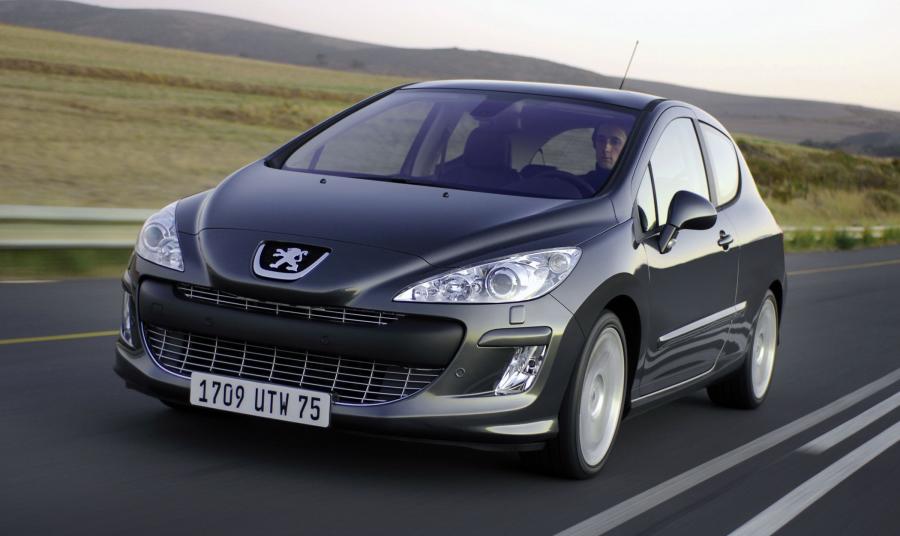  Peugeot 308 GT 2008 года  (фото 26 из 101)